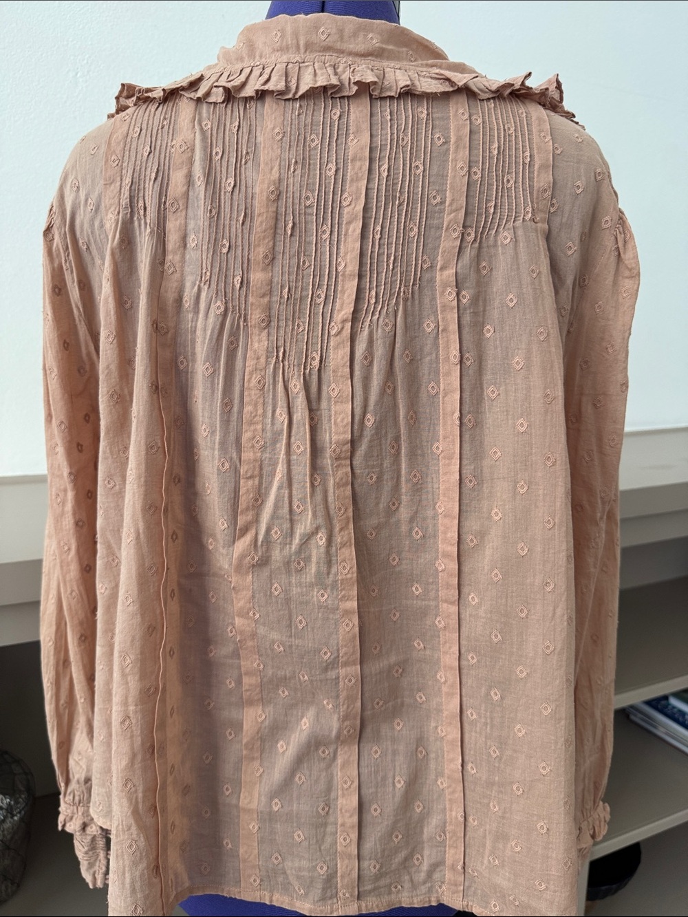 DÔEN Dilly Toffee Ruffle Trim Cotton Blouse Medium Romantic Boho - Picture 6 of 12